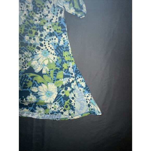 women’s Top LULAROE xxs oversize floral/paisley short sleeve scoop neck - Picture 6 of 9